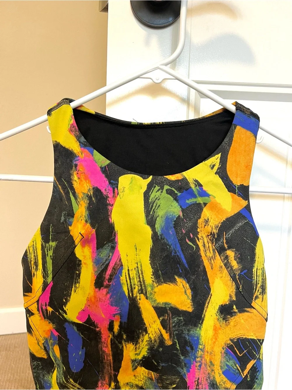Lululemon Sleeveless Sports Top - Abstract Colorful Brushstroke Print Sz 4